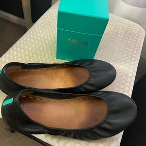 Tieks - Size 10 - Matte Black